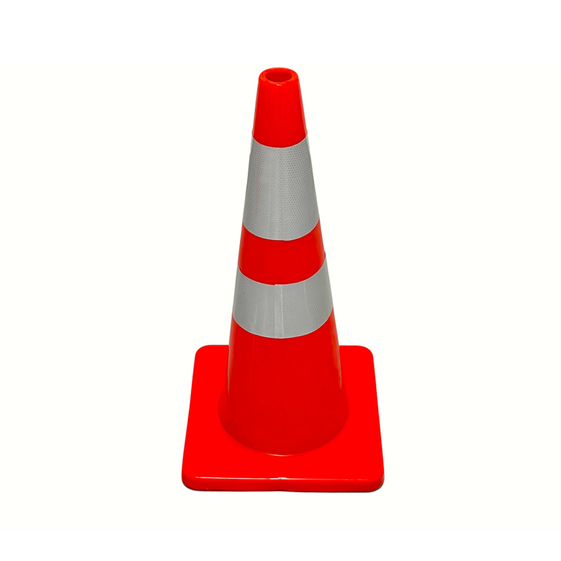 Cône de sécurité routière en PVC à haute élasticité avec base en caoutchouc lestée en option pour le contrôle routier par tous les temps et l'isolation des risques