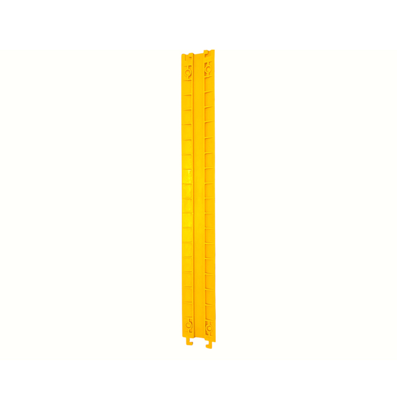 Couverture de plancher de câble d'intérieur isolée légère de conception plate anti-déclenchement