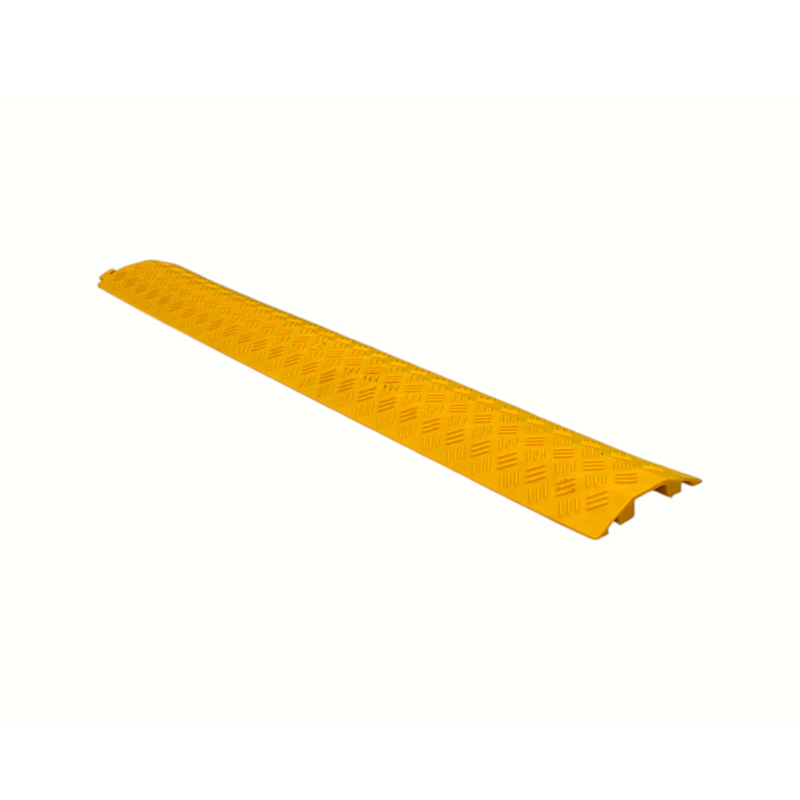 Couverture de plancher de câble d'intérieur isolée légère de conception plate anti-déclenchement
