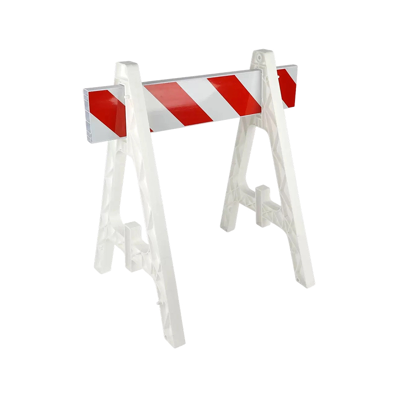 Barricade en plastique en A avec barres transversales réfléchissantes