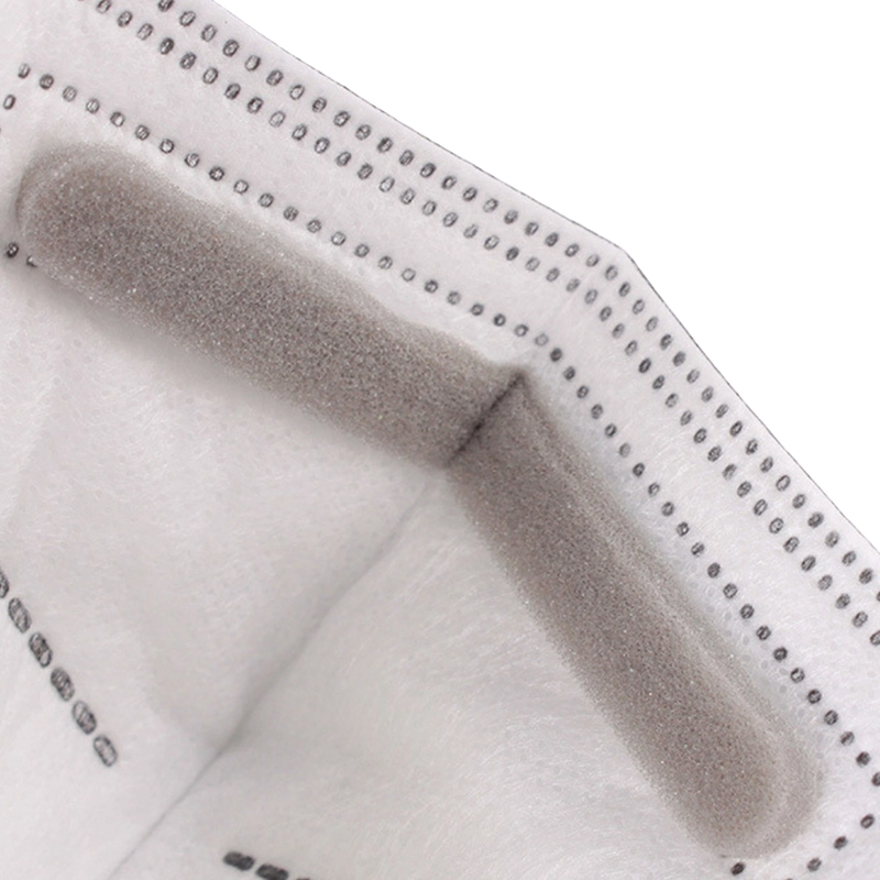 Masque respiratoire au charbon actif KN95 avec valve respiratoire