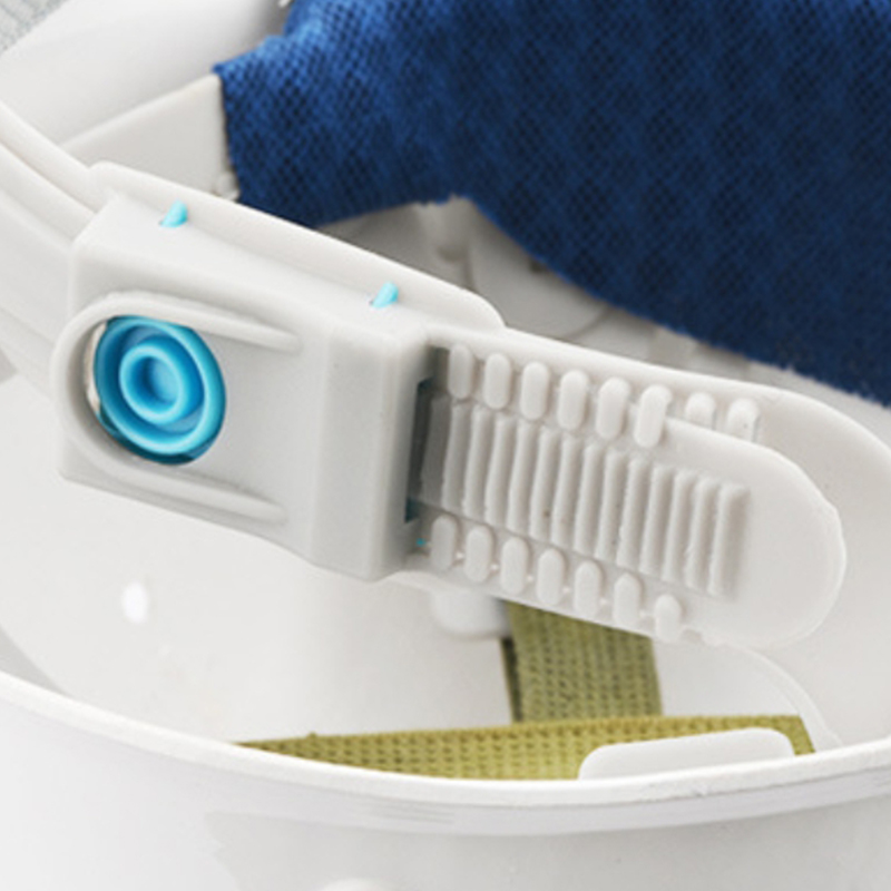 Casque de sécurité industriel en FRP hydroformé à 12 ventilations