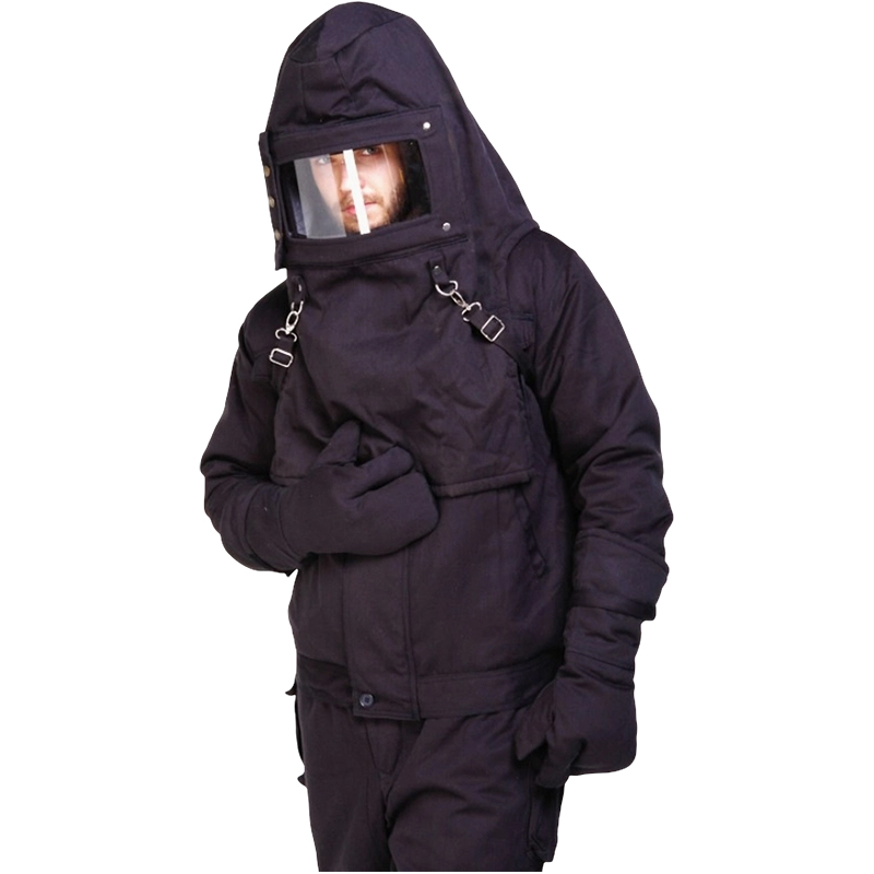 Vêtements ignifuges résistants à la vapeur