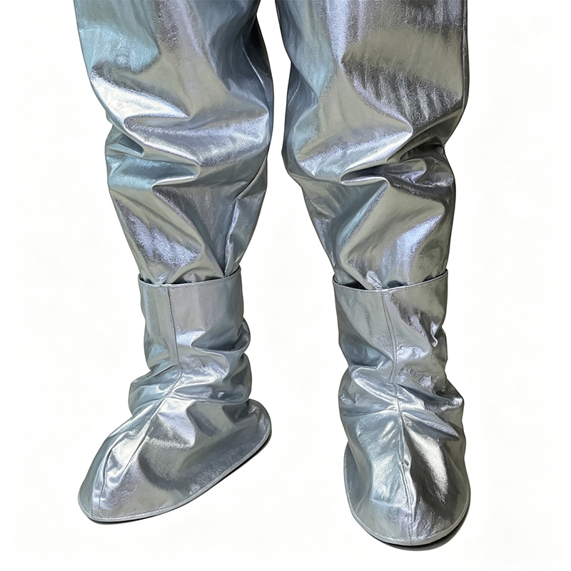 Combinaison d'isolation thermique aluminisée en aramide 1414